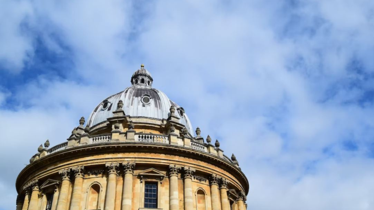   Every year, the Christian students at Oxford University put on an evening of carols, singing hymns like “Oh Holy Night” and “Joy to the World,” followed by a guest speaker who unpacks the hope of Advent.